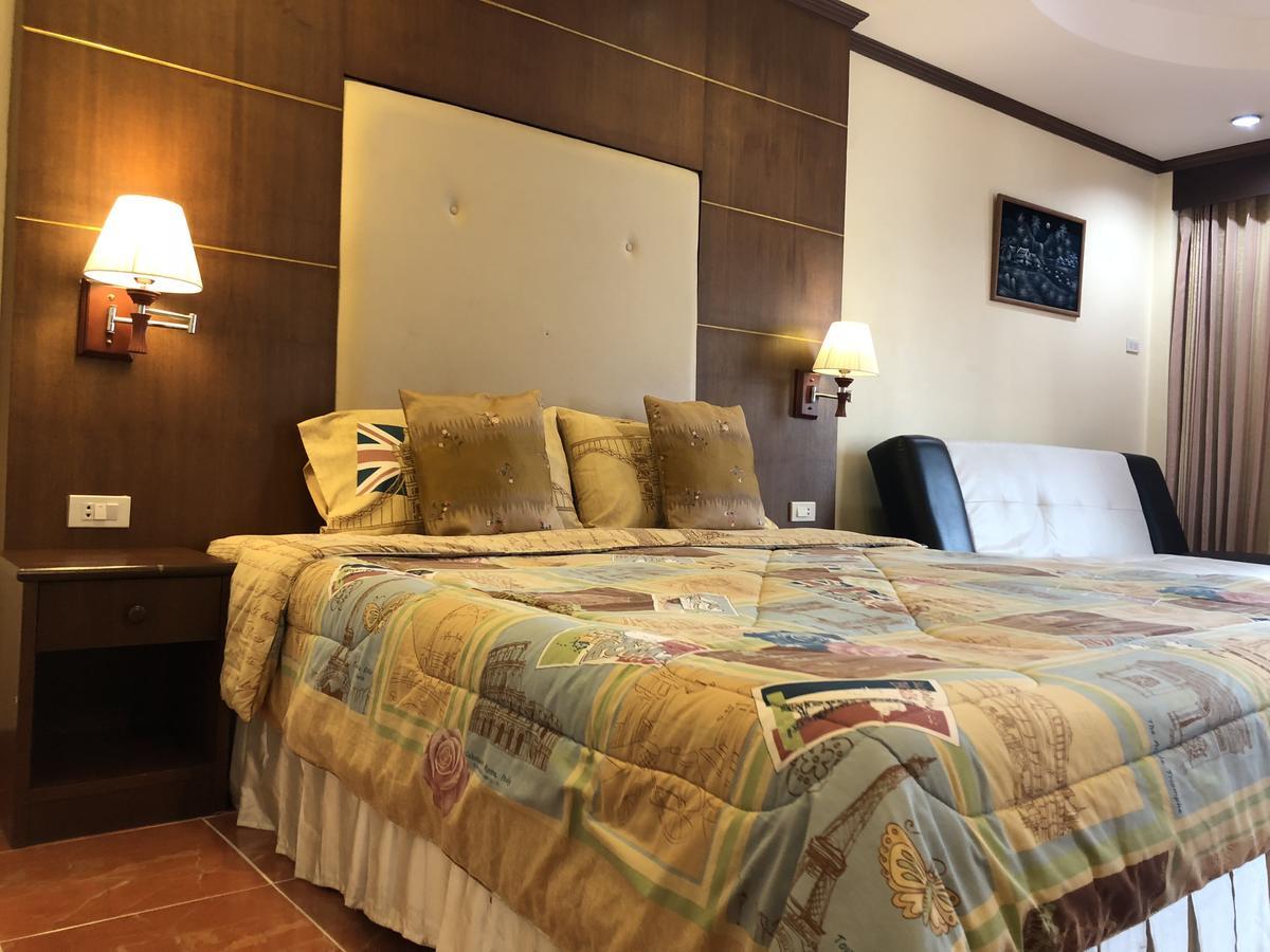 Ban Tyrol Hotel Patong Eksteriør billede