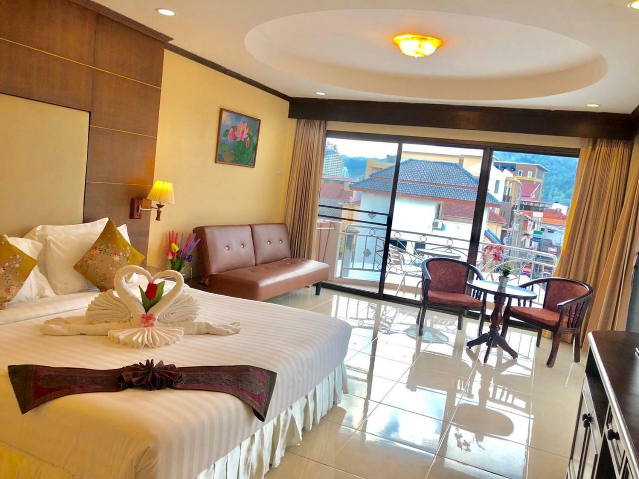 Ban Tyrol Hotel Patong Eksteriør billede